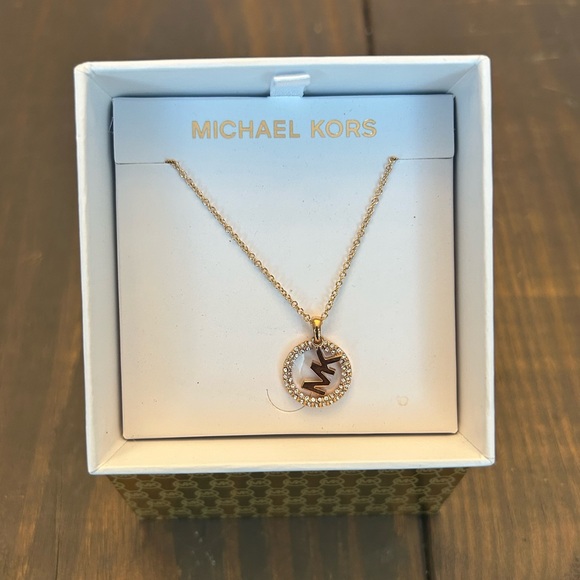 MICHAEL KORS MK Logo Rose Gold Necklace Crystals Pave MKJ7327791 New In The Box! - Picture 1 of 8